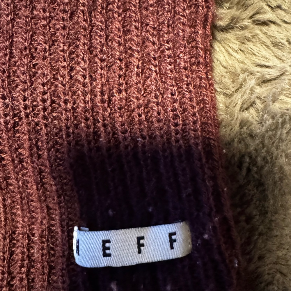 Neff Maroon Ribbed Beanie - Picture 2 of 3